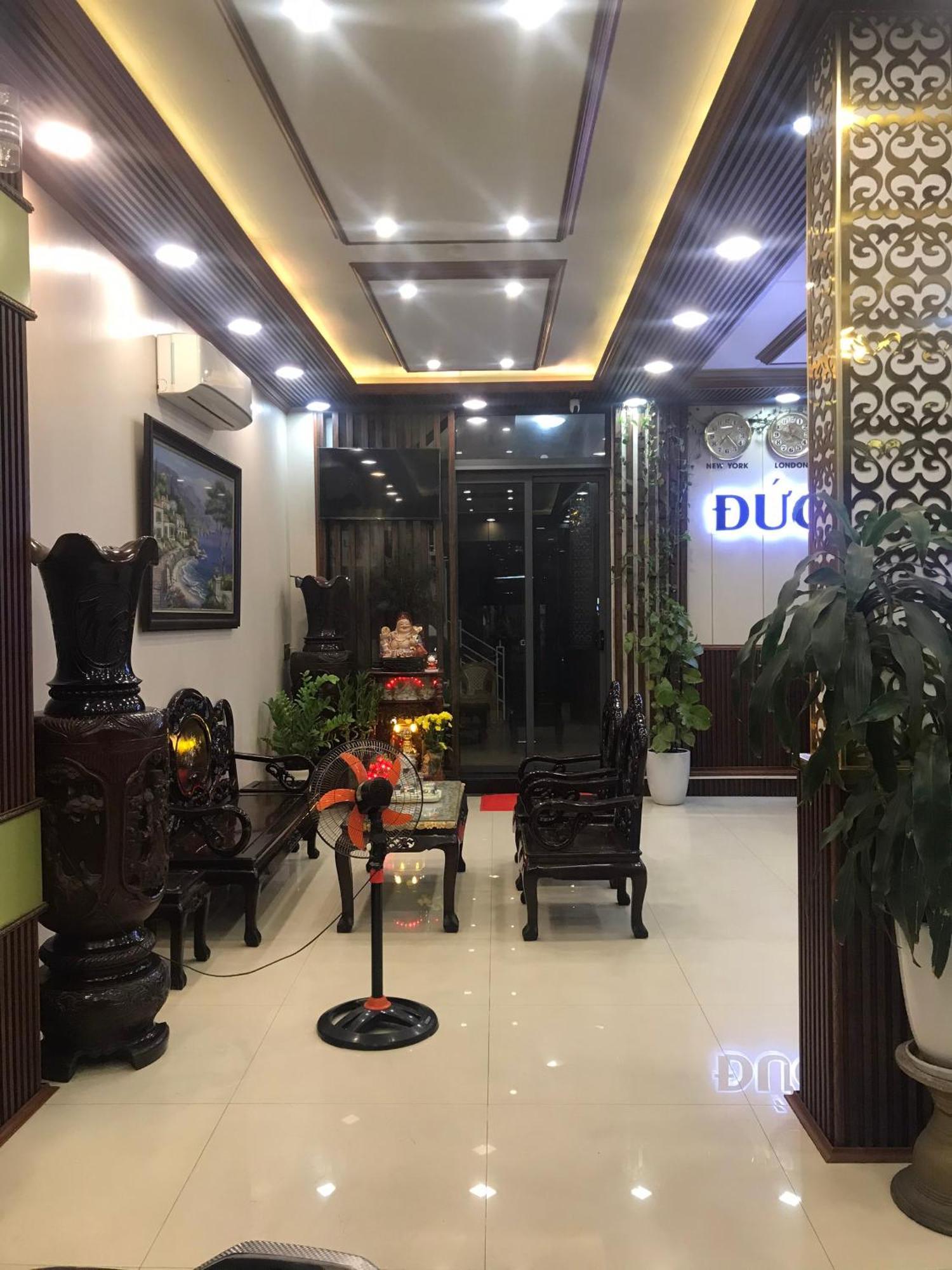 Duc Loc 2 Hotel Hue Buitenkant foto